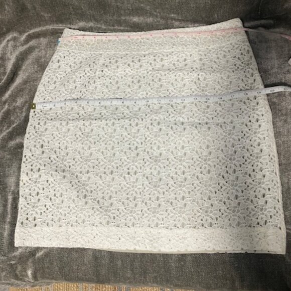 LOFT Skirt Size 8 - Picture 5 of 7